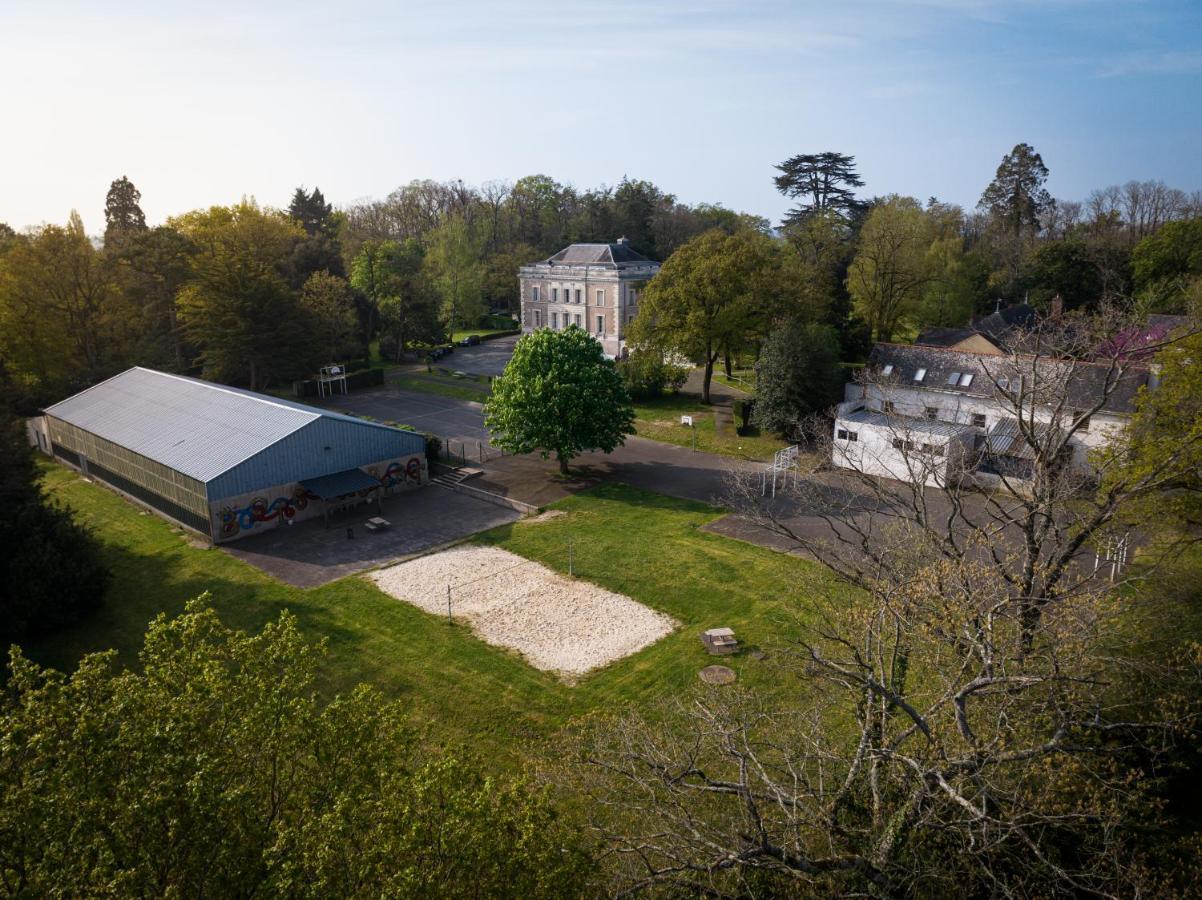 Institut Bois Robert Hotell Bécon-les-Granits Exteriör bild